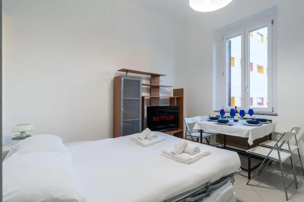 M3 10 Min Duomo Luxury Fondazione Prada House contacts